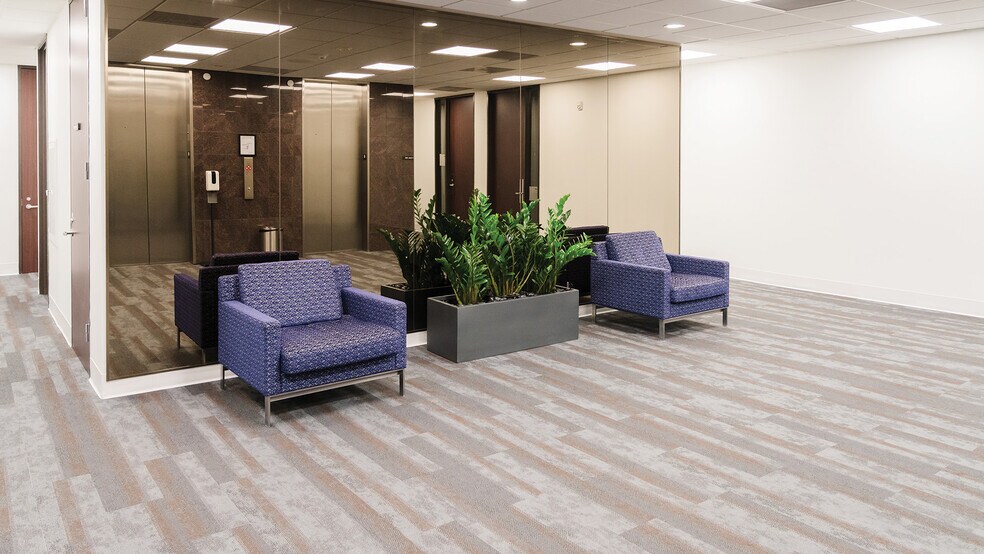 More Photos Of 3901 S Lamar Blvd, Austin Medical For Lease