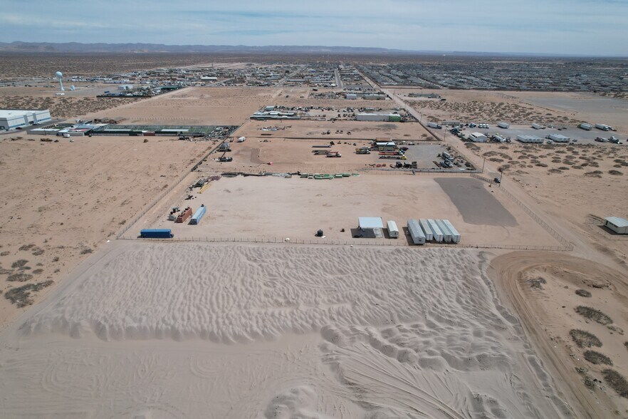More Photos Of 995 Aguilar St, El Paso Land For Lease