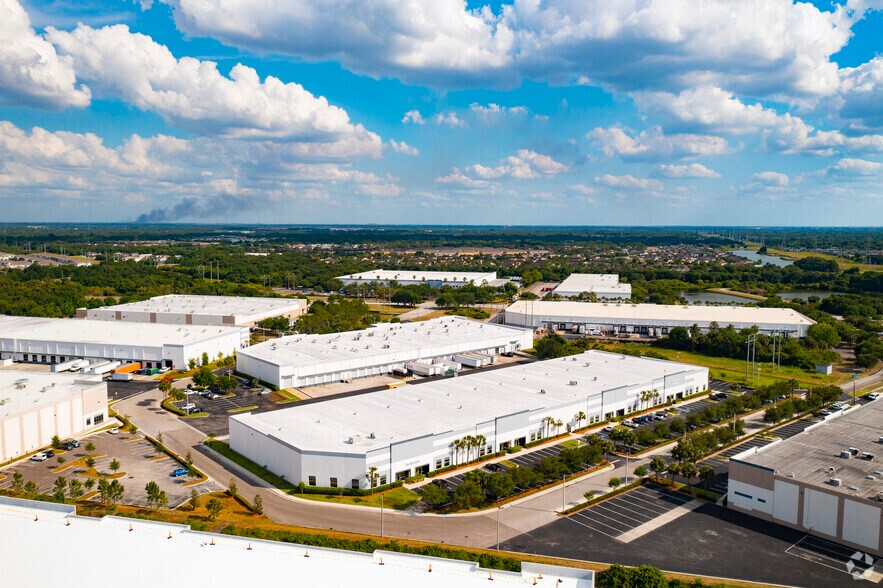 More Photos Of 6307-6335 Pelican Creek Cir, Riverview Distribution For Lease