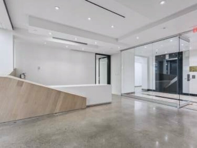 More Photos Of 1 Eglinton Ave E, Toronto Office For Lease