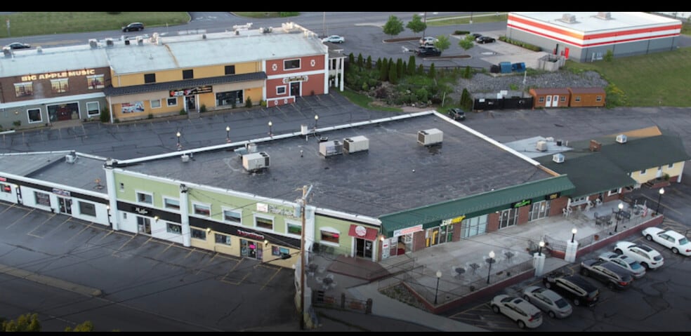 More Photos Of 4452 Commercial Dr, New Hartford Unknown For Lease