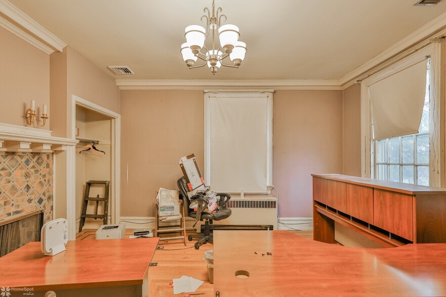 More Photos Of 1619 W Hamilton St, Allentown Funeral Home For Sale