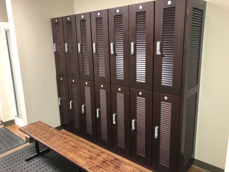 More Photos Of 12500 Reed Hartman Hwy, Cincinnati Office For Lease