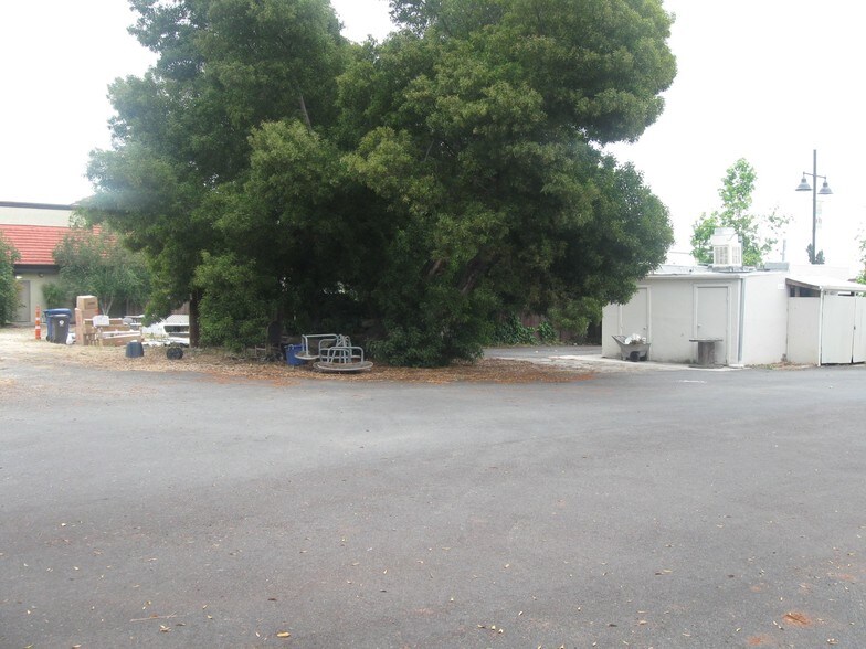 More Photos Of 3210 Castro Valley Blvd, Castro Valley Storefront Retail Residential For Lease