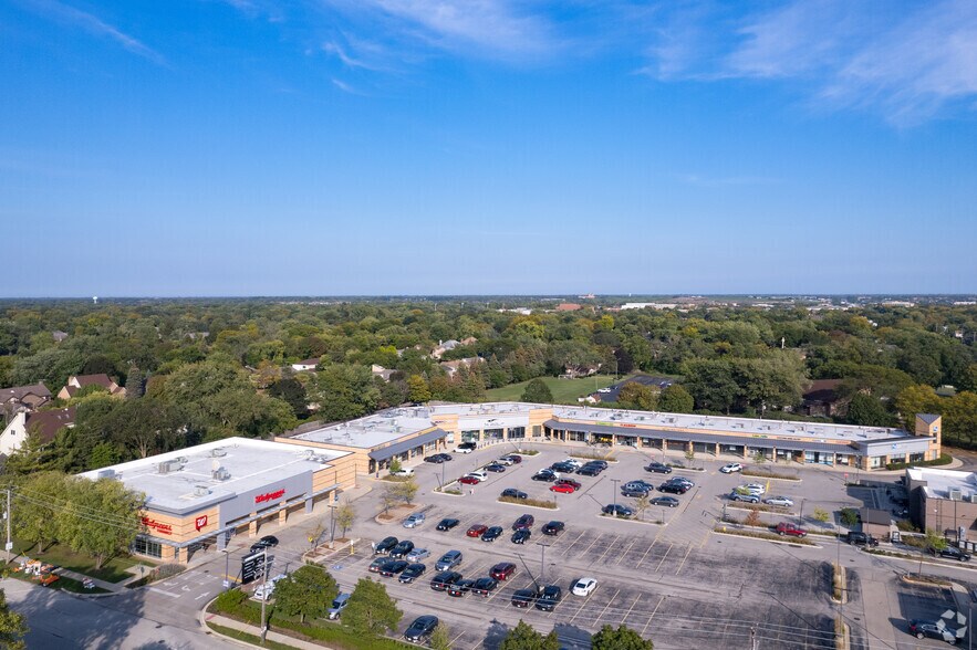 More Photos Of 2871 Pfingsten Rd, Glenview Drugstore For Sale