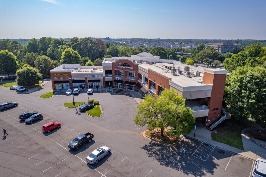 More Photos Of 2908 Oak Lake Blvd, Charlotte Unknown For Lease
