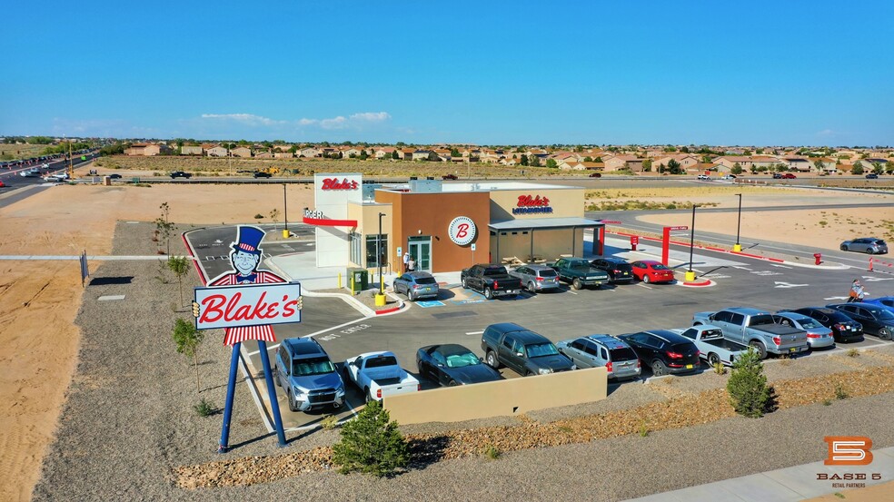 Primary Photo Of 2100 Unser Blvd NE, Rio Rancho Fast Food For Sale