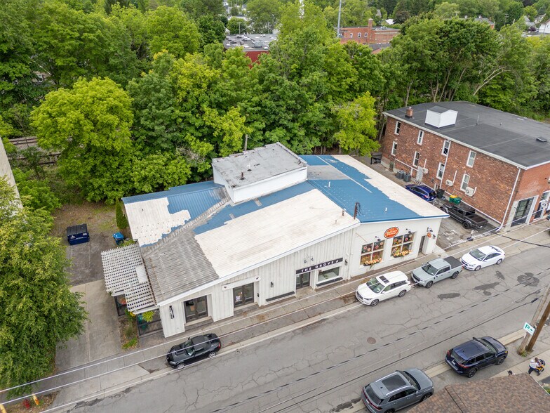 More Photos Of 33 Elm St, East Aurora Restaurant For Sale