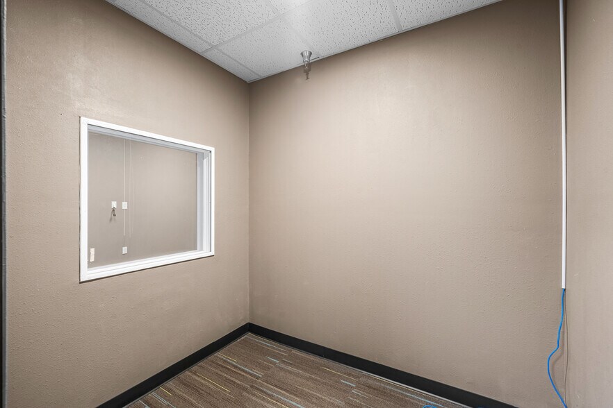 More Photos Of 7202 Slide Rd, Lubbock Medical For Lease