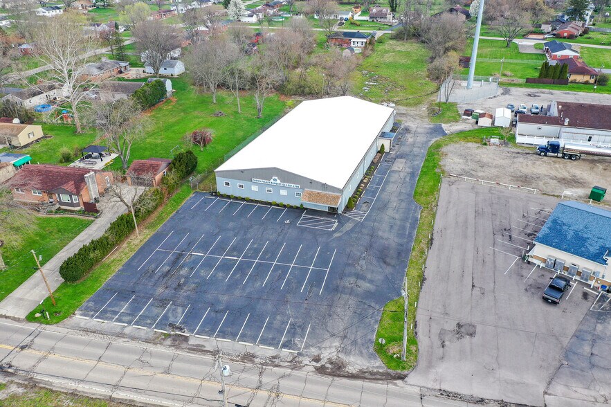 More Photos Of 6962 Coles Rd, Middletown General Retail For Sale