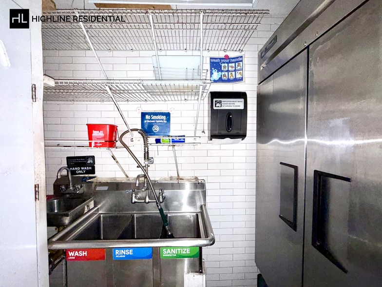More Photos Of 835 Lexington Ave, New York Apartments For Lease