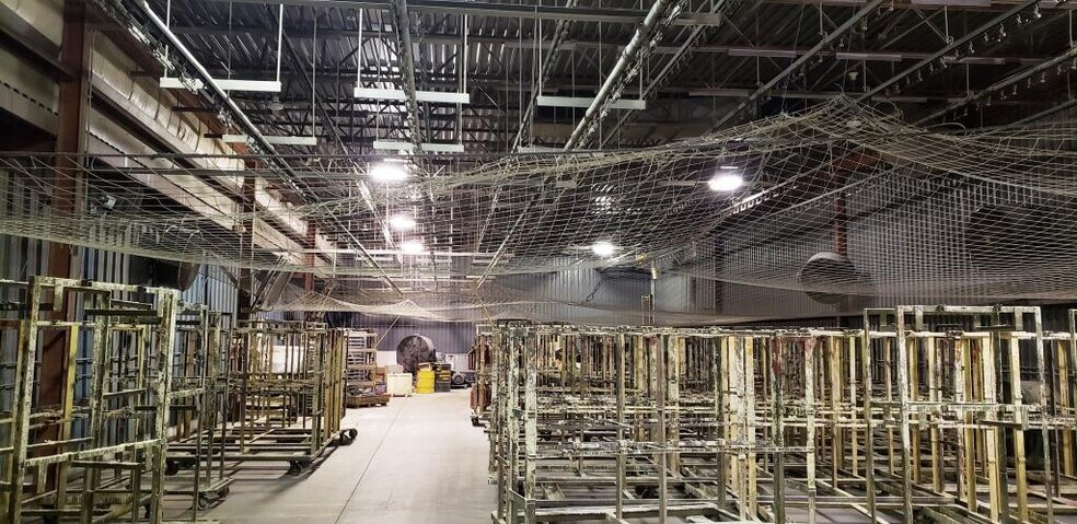 More Photos Of N160 W19170 Sherman Rd, Jackson Manufacturing For Sale