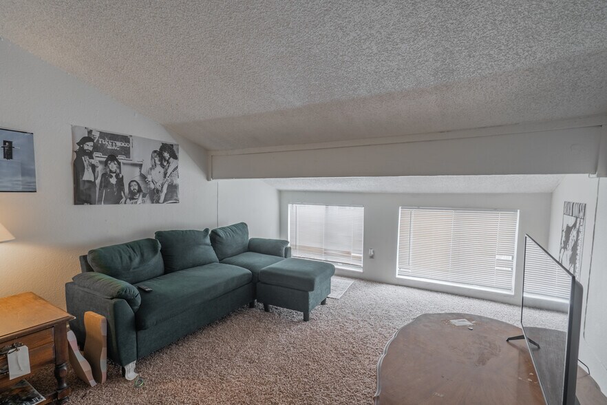 More Photos Of 2036 Canyon Blvd, Boulder Apartments For Sale