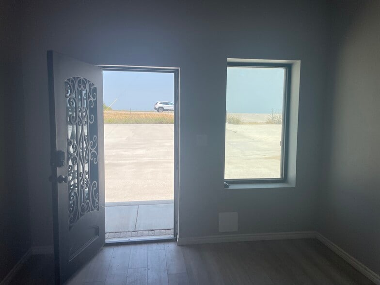 More Photos Of 1766 E Highway 380, Decatur Warehouse For Sale