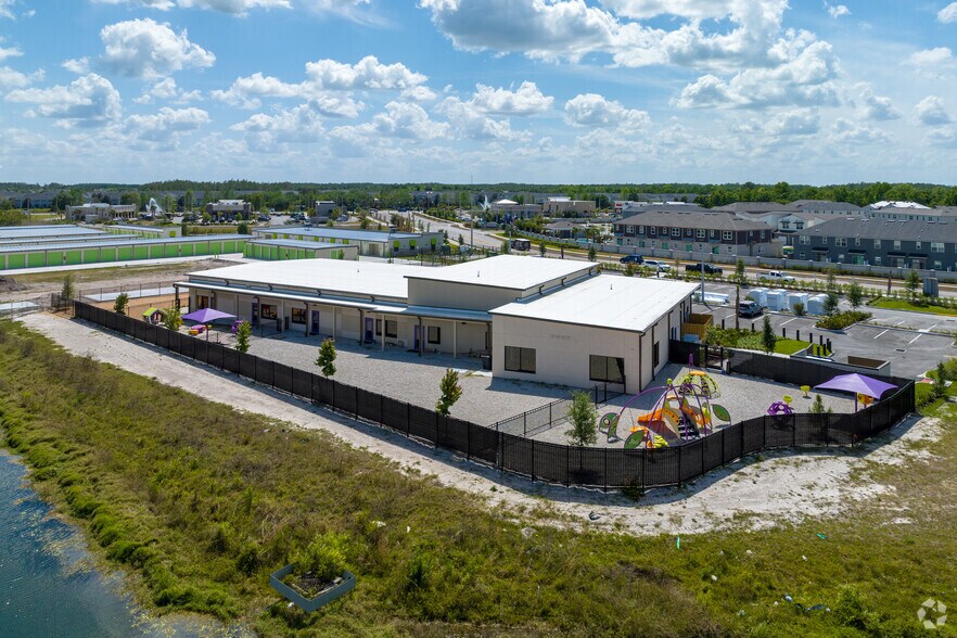 More Photos Of 15565 Golden Isle Blvd, Orlando Daycare Center For Sale
