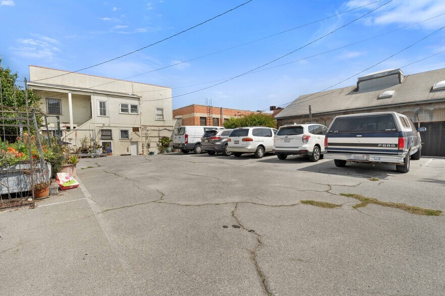 More Photos Of 3616 W Washington Blvd, Los Angeles Apartments For Sale