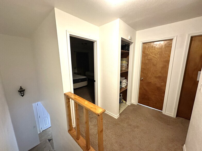 More Photos Of 309 8th St, Hugo Apartments For Sale