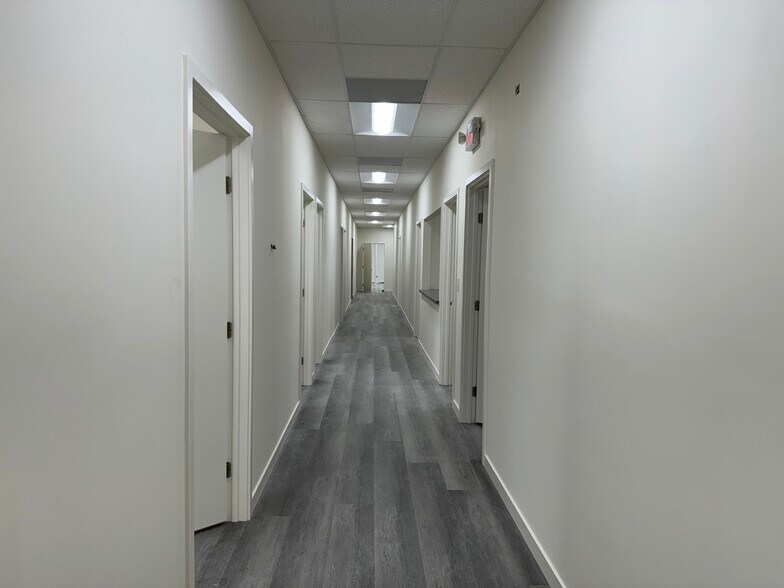 More Photos Of 500 E Compton Blvd, Compton Medical For Lease