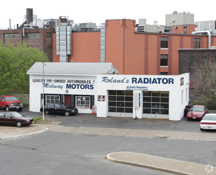 Primary Photo Of 51 Summer St, Worcester Auto Repair For Sale