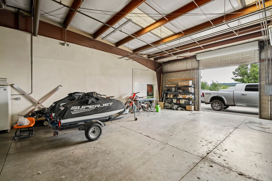 More Photos Of 1176 Angela Ct, Minden Manufacturing For Lease