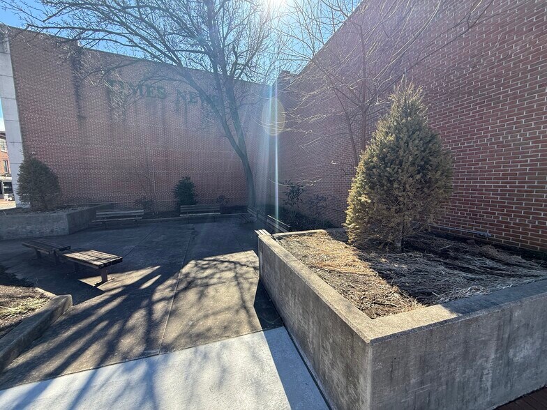 More Photos Of 19 Baltimore St, Cumberland Specialty For Sale