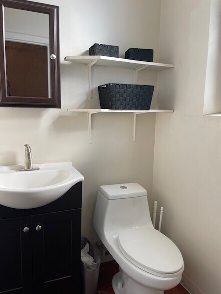More Photos Of 3407-3423 Church St, Evanston Freestanding For Lease