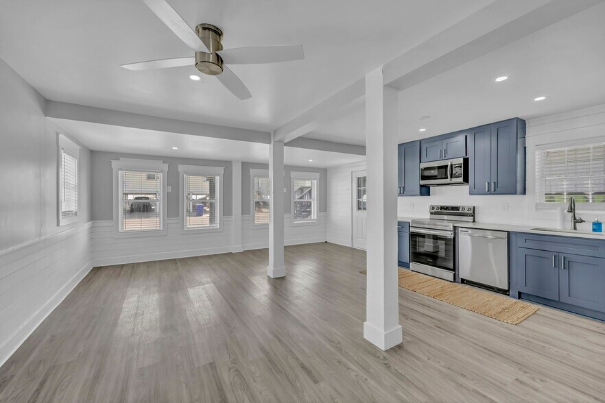 More Photos Of 1715 Carolina Beach Ave N, Carolina Beach Apartments For Sale