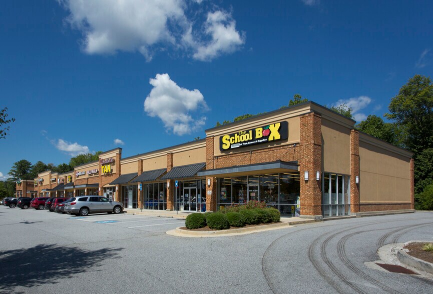 More Photos Of 5157 Jimmy Lee Smith Pky, Hiram Unknown For Lease