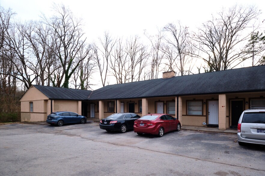 More Photos Of 2215 Buffalo Trl, Morristown Apartments For Sale