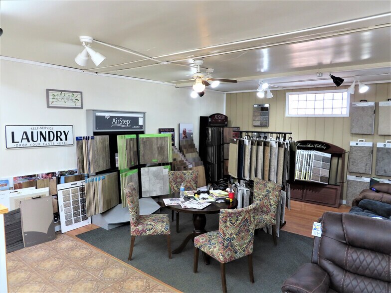 More Photos Of 231 Water, Conneaut Lake Freestanding For Sale