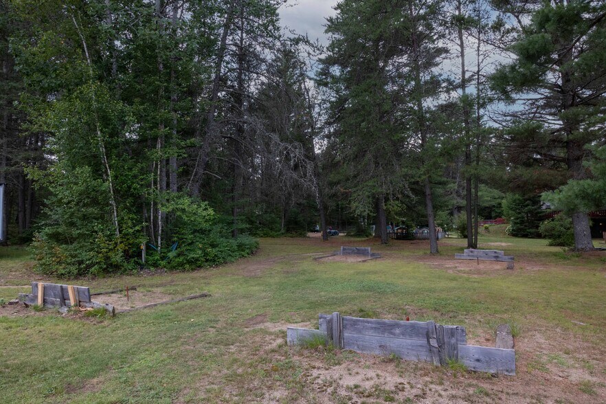More Photos Of 2883 HWY-60, Dwight Trailer Camper Park For Sale
