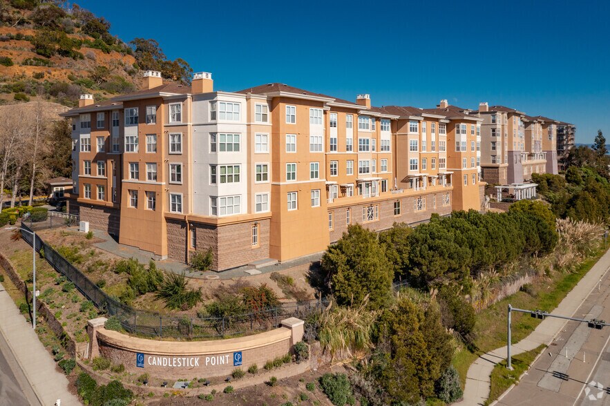Primary Photo Of 1 Crescent Way, San Francisco Apartments For Lease