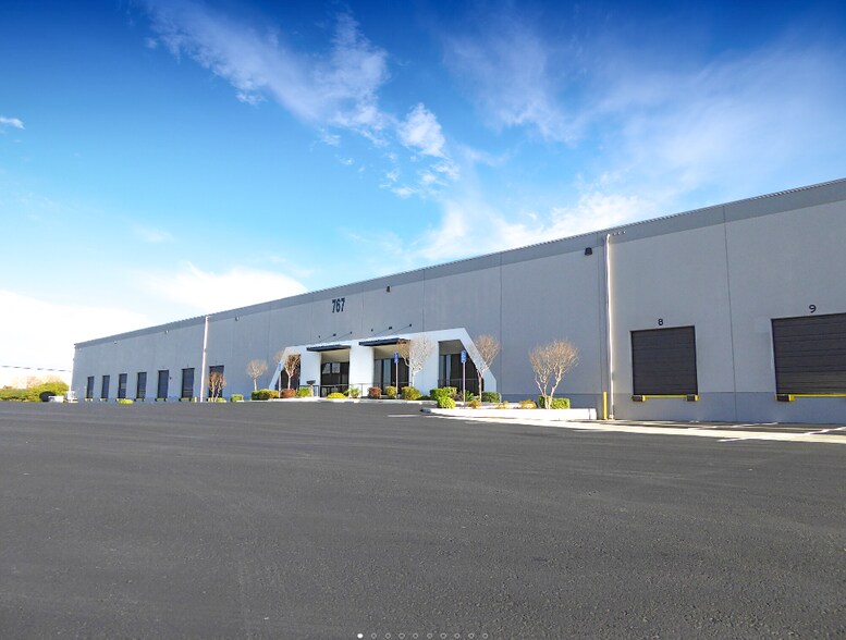 More Photos Of 767 Eubanks Dr, Vacaville Warehouse For Lease