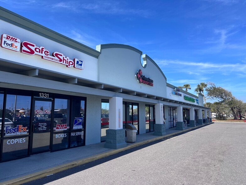 More Photos Of 709 E 3rd Ave, New Smyrna Beach Unknown For Lease