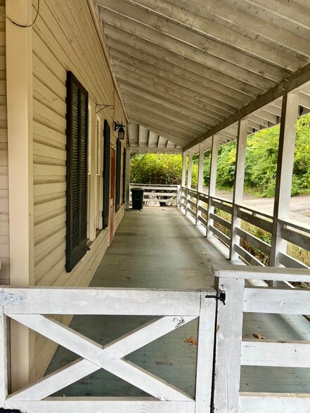 More Photos Of 4830 Schley Ave, Braddock Heights Lodge Meeting Hall For Lease