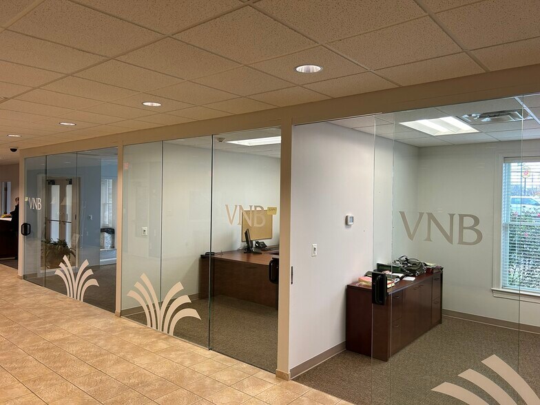 More Photos Of 8780 Centreville Rd, Manassas General Retail For Sale