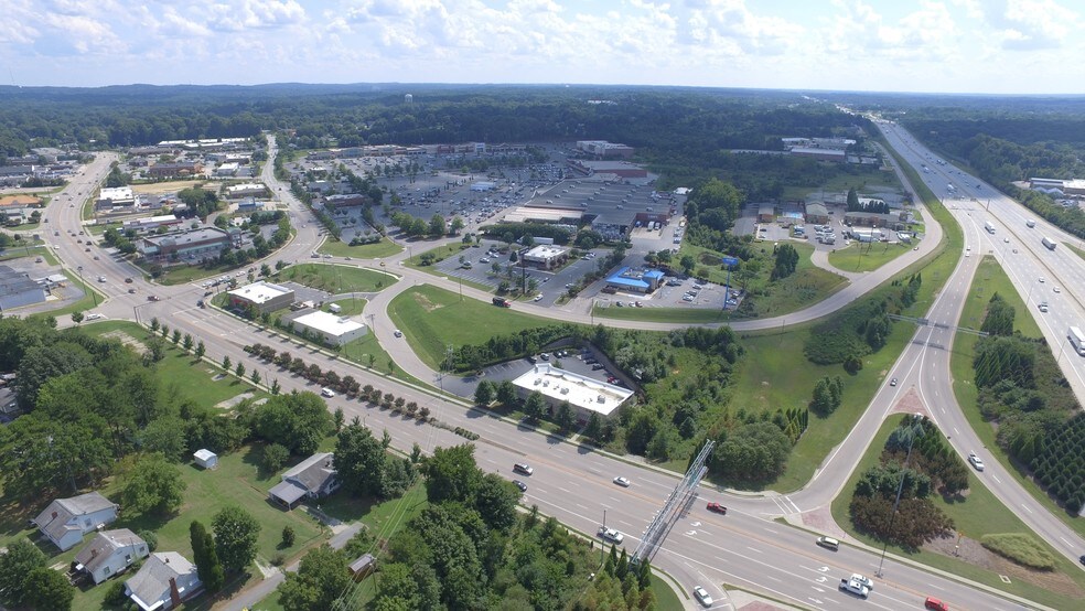 More Photos Of E Innes St, Salisbury Unknown For Lease