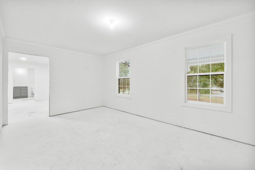 More Photos Of 680 Mallet Bayou Rd, Freeport Lodge Meeting Hall For Sale