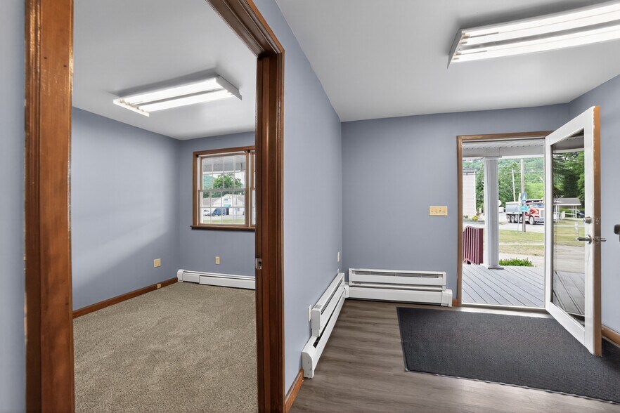 More Photos Of 464 Main St, New Milford Storefront Retail Office For Sale
