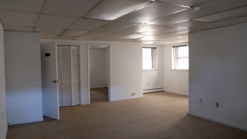 More Photos Of 14-18 Elm St, Morristown Loft Creative Space For Lease