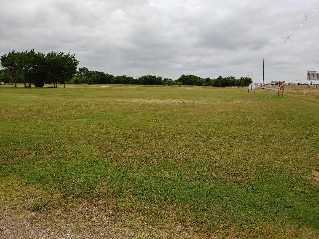 More Photos Of 1105-1207 N Interstate Highway 45, Ennis Land For Sale