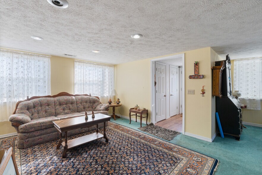 More Photos Of , Eureka Springs Unknown For Sale