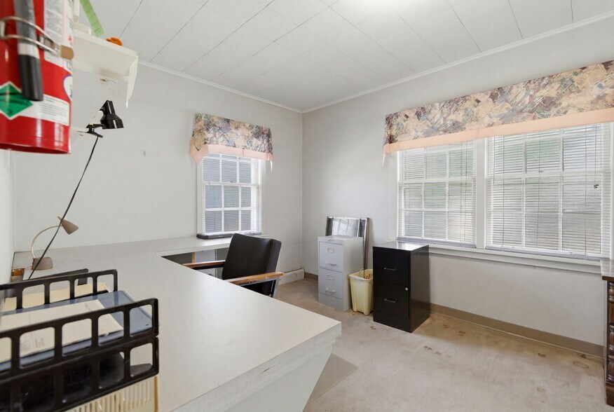 More Photos Of 405 S Westmore Ave, Lombard Religious Facility For Sale
