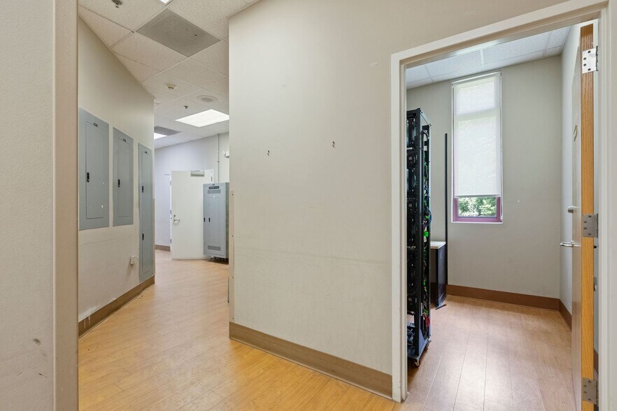 More Photos Of 1922 K M Wicker Memorial Dr, Sanford Medical For Lease