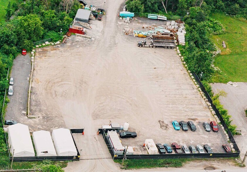 More Photos Of Montée Saint-François, Laval Land For Sale