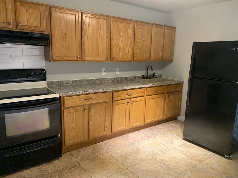 More Photos Of 1350 Kingston St, Aurora Apartments For Sale