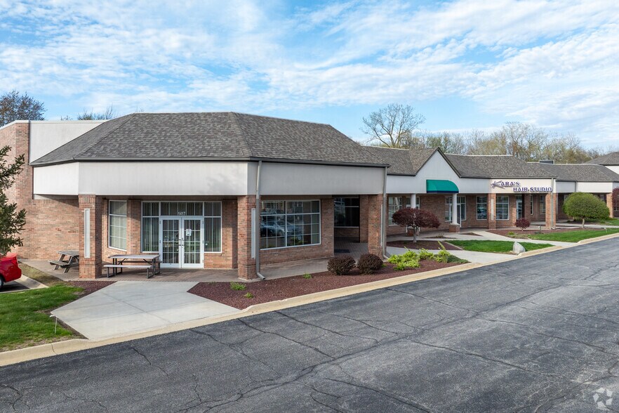 More Photos Of 1403 S Lake Park Ave, Hobart Unknown For Lease