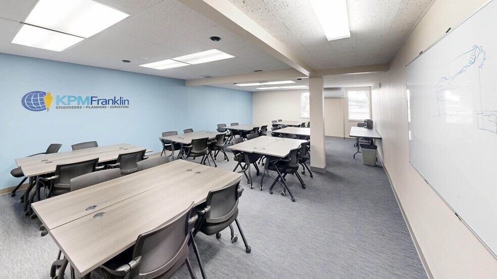 More Photos Of 222 Church St, Kissimmee Office For Lease