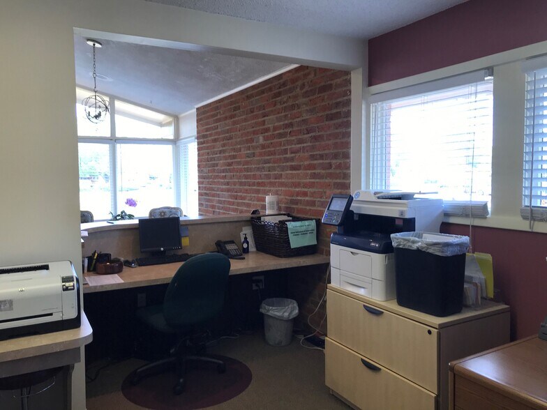 More Photos Of 837 First Colonial Rd, Virginia Beach Medical For Lease