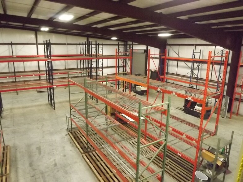 More Photos Of 410 Grayson Dr, Winder Distribution For Lease